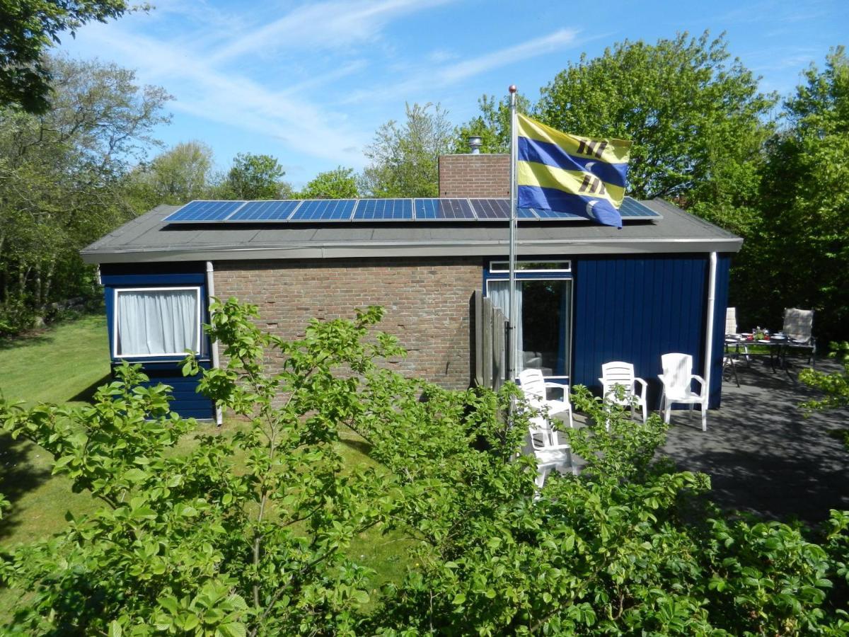 Bungalow In Nes On Ameland With Spacious Terrace Exterior photo