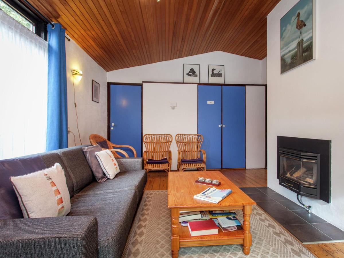 Bungalow In Nes On Ameland With Spacious Terrace Exterior photo