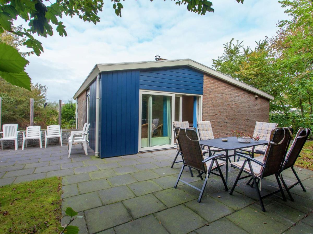 Bungalow In Nes On Ameland With Spacious Terrace Exterior photo